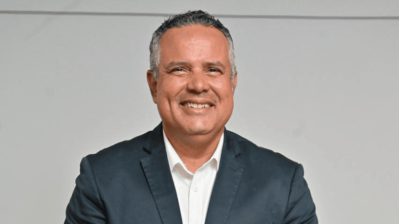 O subleito pode definir o ritmo e o sucesso de uma obra de infraestrutura. Elmar Juan Passos Varjão Bomfim reforça que a estabilização de solos é estratégica para garantir desempenho e durabilidade.